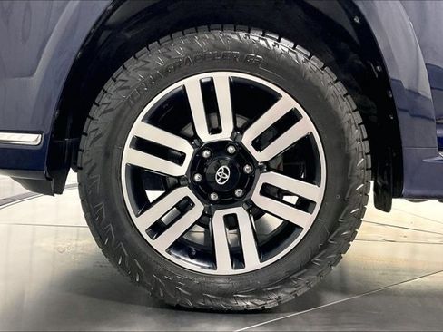 Certified 2024 Toyota 4Runner Limited AWD/4WD image 10