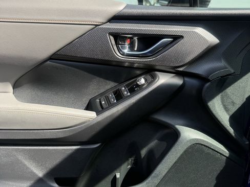 Used 2025 Subaru Crosstrek 2.5i Limited w/ Crosstrek Mirror Package image 17