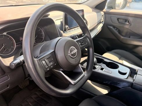 Used 2023 Nissan Rogue S AWD/4WD image 8