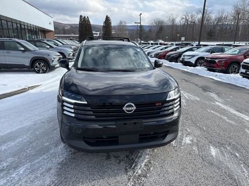 New 2026 Nissan Kicks SR w/ Cold Weather Package AWD/4WD image 6