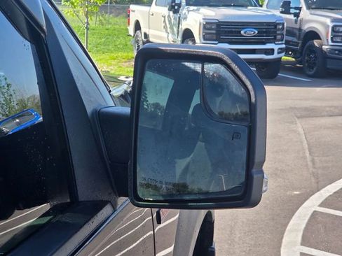 Used 2018 Ford F150 XLT w/ Equipment Group 302A Luxury AWD/4WD image 6