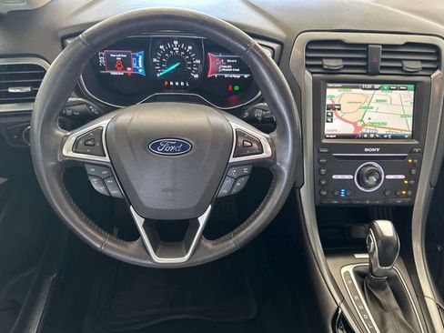 Used 2016 Ford Fusion Energi Titanium w/ Driver Assist Package FWD image 14