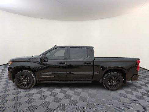 Used 2024 Chevrolet Silverado 1500 High Country w/ Midnight Edition image 2