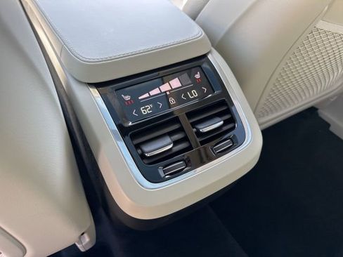 Certified 2023 Volvo XC90 B5 Plus w/ Protection Package Premier image 15