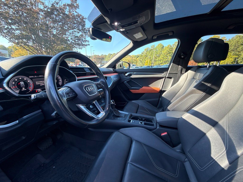 Used 2019 Audi Q3 2.0T Premium Plus w/ Premium Plus Package AWD/4WD image 14