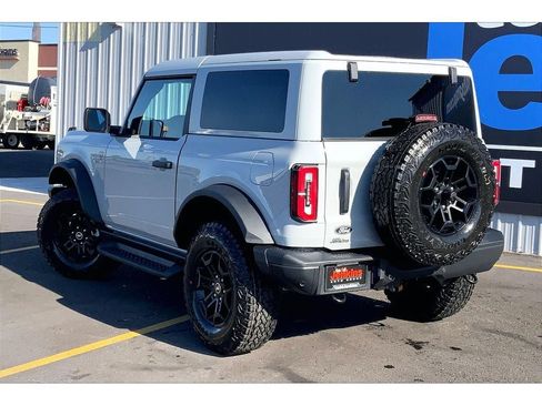 New 2026 Ford Bronco Badlands AWD/4WD image 3