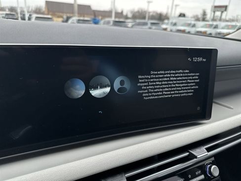 Used 2025 Hyundai Tucson Limited image 16