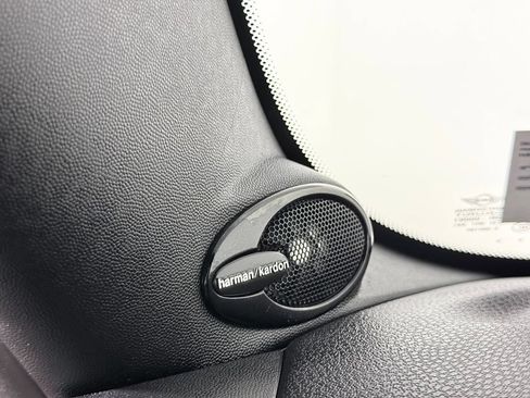 Used 2011 MINI Cooper S FWD image 17