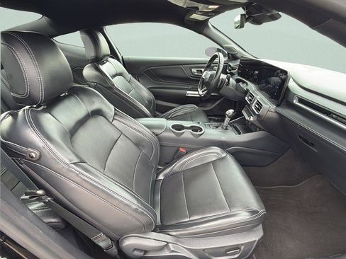 Used 2024 Ford Mustang GT Premium image 12