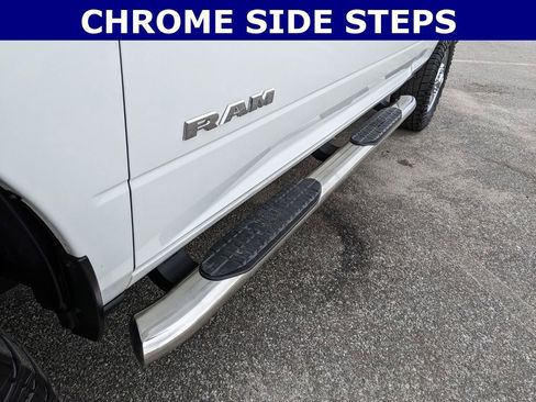 Used 2022 RAM 2500 Tradesman w/ Chrome Appearance Group image 5