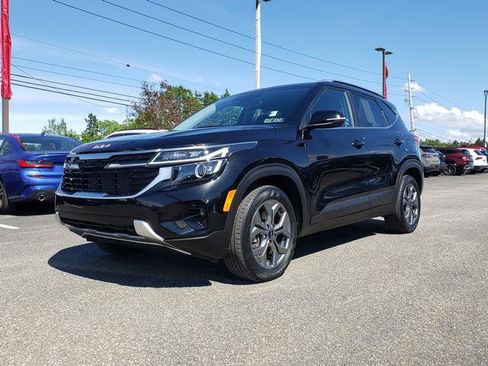 Certified 2024 Kia Seltos S AWD/4WD image 4