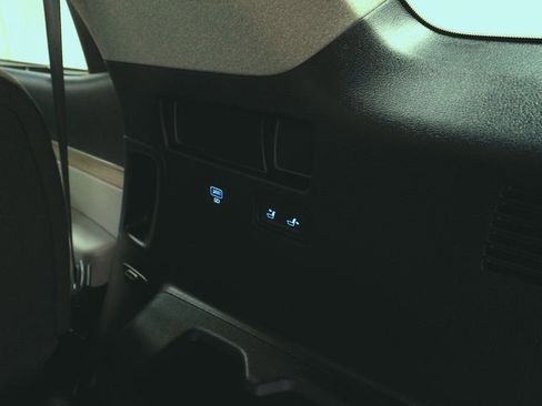 Used 2021 Hyundai Palisade Limited image 6