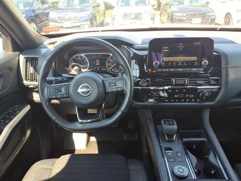 Certified 2024 Nissan Pathfinder Rock Creek AWD/4WD image 9