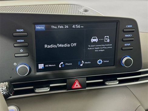 Certified 2025 Hyundai Elantra Sport image 21