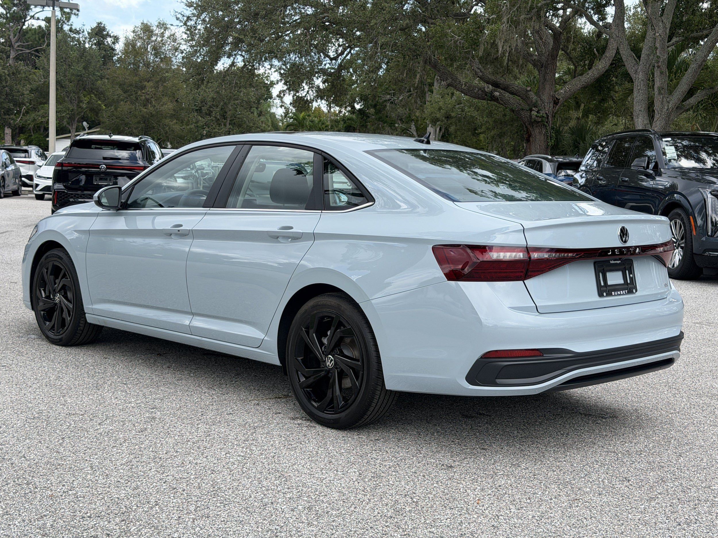 New 2026 Volkswagen Jetta SE FWD image 5