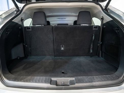 Used 2024 Toyota Highlander LE image 35