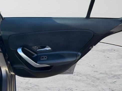 Used 2019 Mercedes-Benz A 220 4MATIC image 25