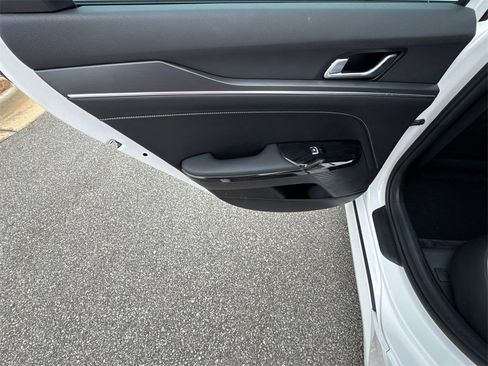 Used 2025 Kia K5 GT-Line w/ GT-Line Premium Package image 22