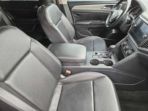 Used 2018 Volkswagen Atlas SE image 14