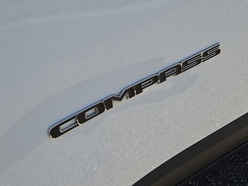 Used 2024 Jeep Compass Sport image 11