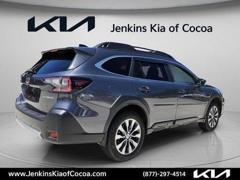 Used 2025 Subaru Outback Limited w/ Popular Package #2 AWD/4WD image 3