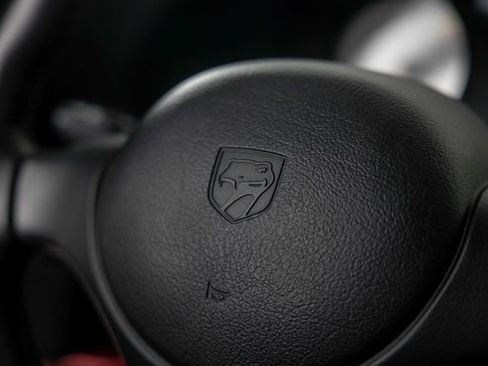 Used 2002 Dodge Viper GTS RWD image 17