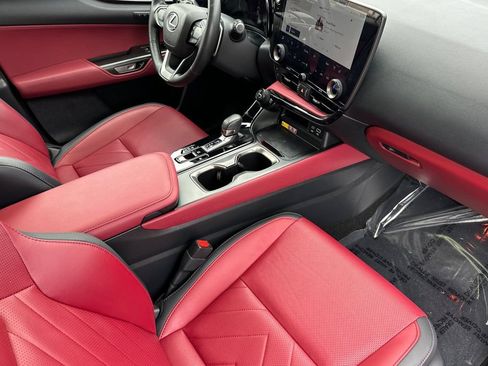 Used 2025 Lexus NX 350h AWD w/ Cold Area Package image 18