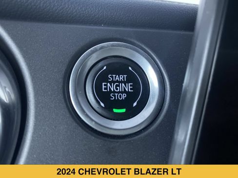 Certified 2024 Chevrolet Blazer LT w/ Convenience Package FWD image 8