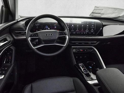 New 2025 Audi Q5 Premium image 19