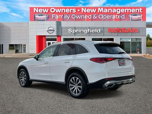 Used 2024 Mercedes-Benz GLC 300 GLC 300 4MATIC image 6