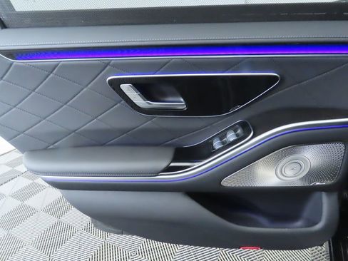 New 2026 Mercedes-Benz S 580e 4MATIC Sedan image 28