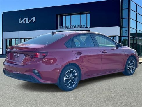 Certified 2024 Kia Forte LXS image 12