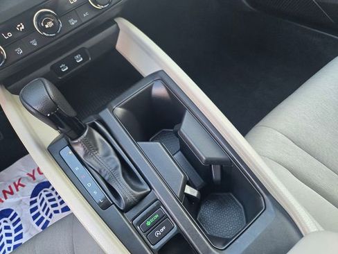 Used 2024 Honda Accord EX image 15
