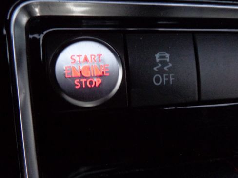 Used 2015 Volkswagen Jetta GLI SEL image 40