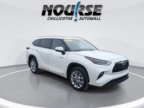 Used 2021 Toyota Highlander Limited image 2