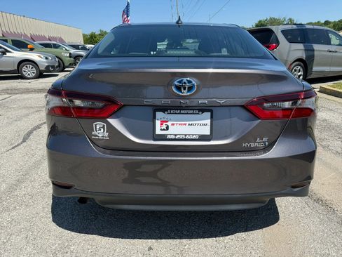 Used 2023 Toyota Camry LE FWD image 4