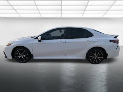 Used 2023 Toyota Camry SE FWD image 24