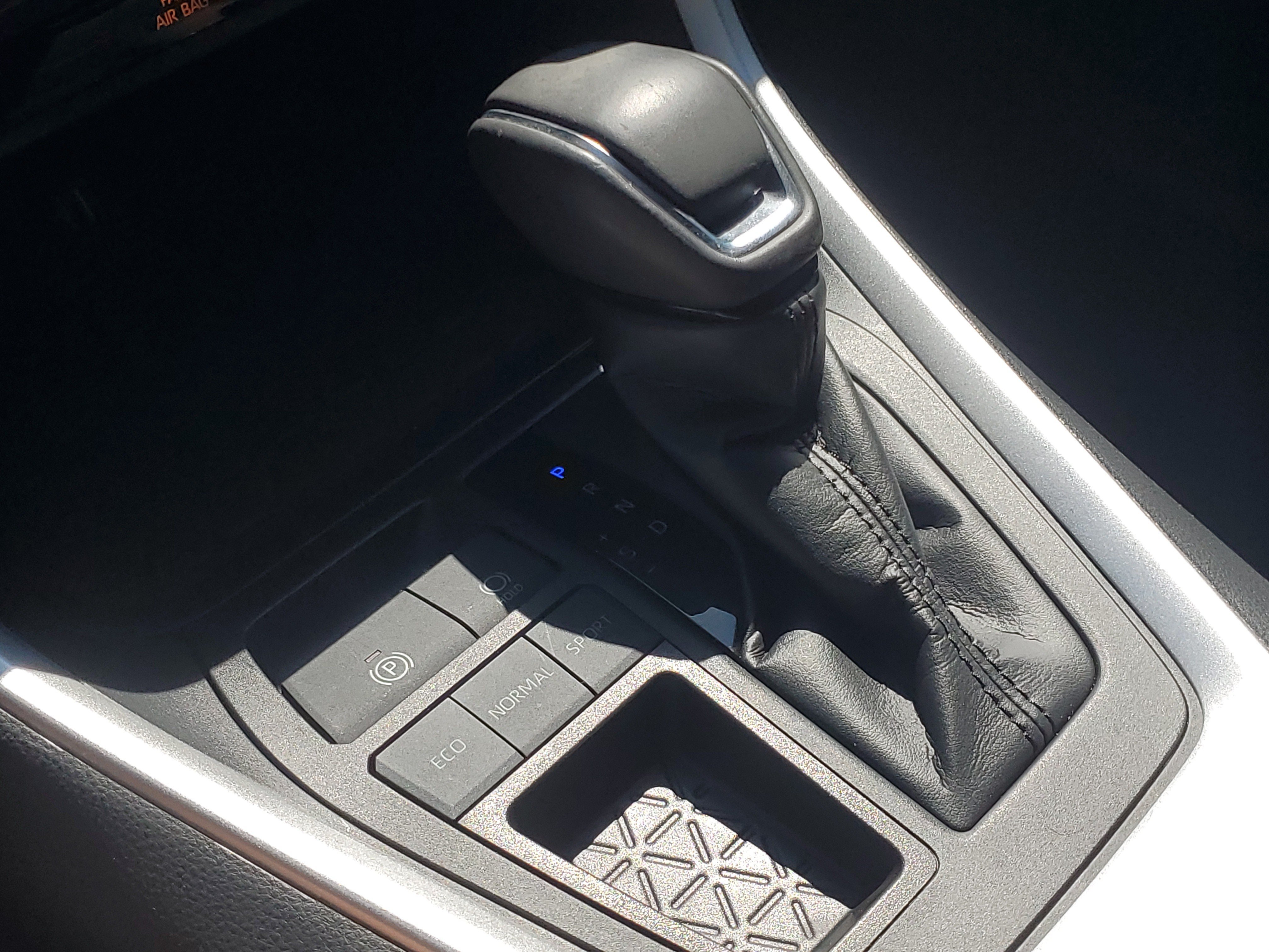 Certified 2023 Toyota RAV4 XLE Premium FWD image 30