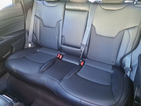 New 2026 Jeep Compass Latitude AWD/4WD image 21