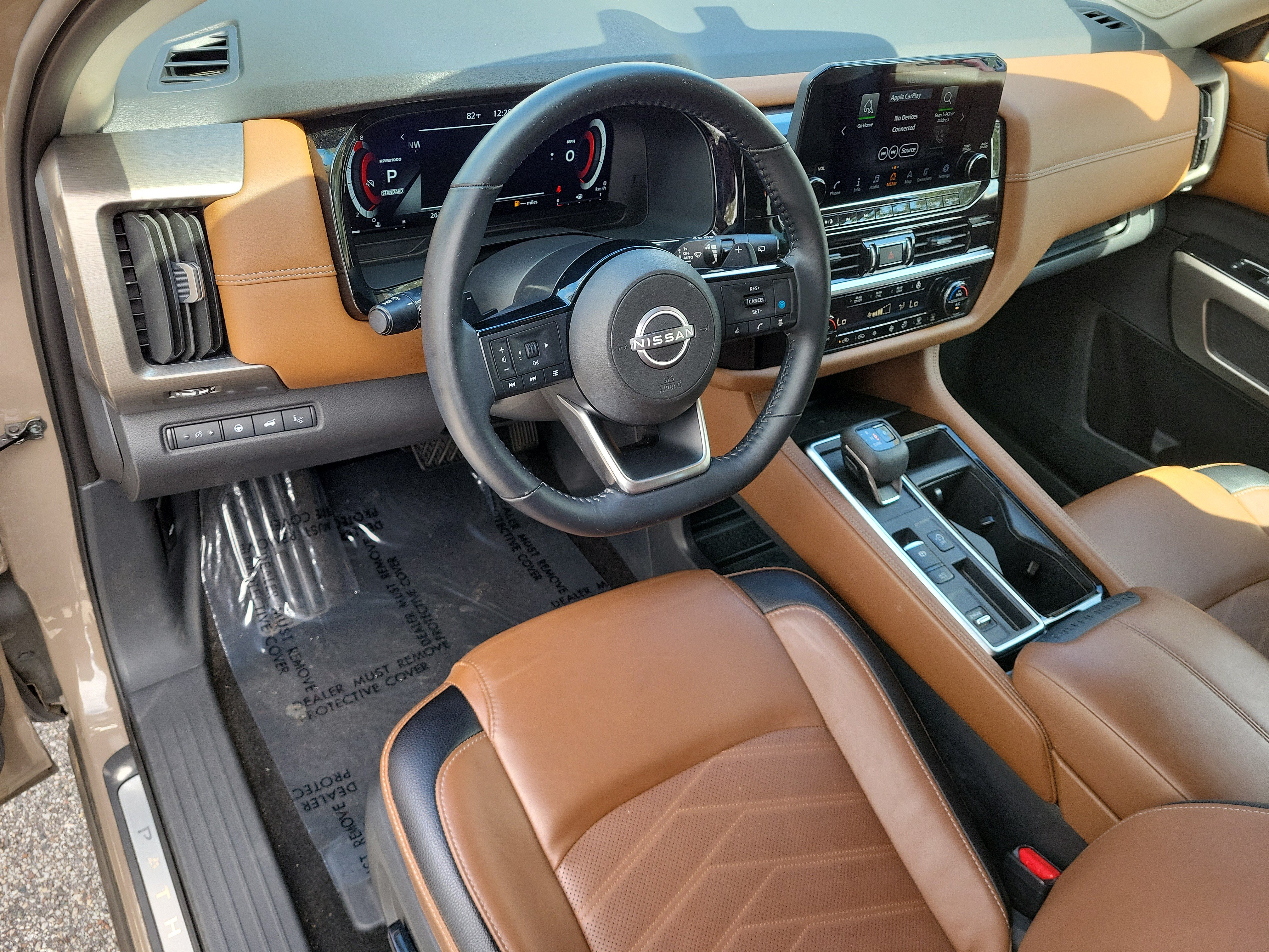 Certified 2025 Nissan Pathfinder Platinum w/ Cargo Package FWD image 14