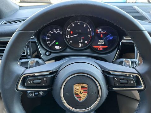 Certified 2026 Porsche Macan AWD/4WD image 21
