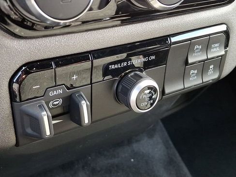 New 2026 RAM 1500 Express AWD/4WD image 20