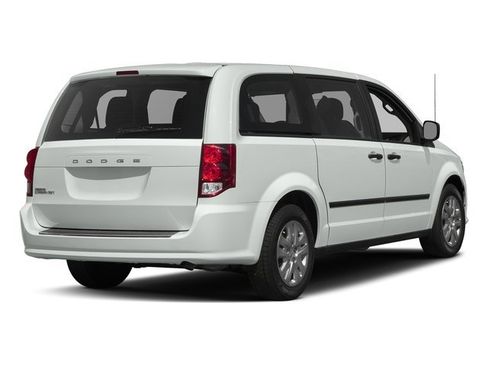 Used 2016 Dodge Grand Caravan SXT FWD image 2