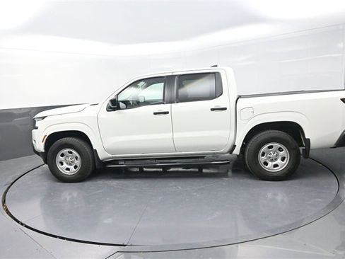 Used 2024 Nissan Frontier S image 4