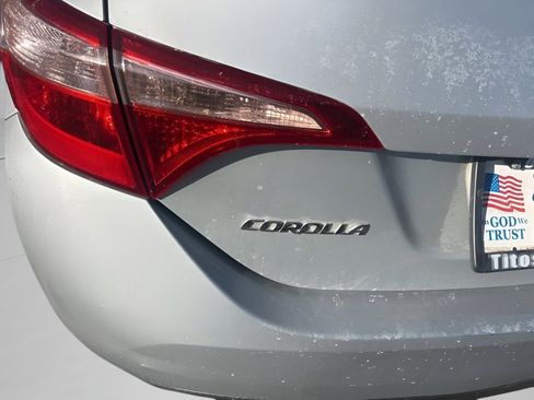 Used 2018 Toyota Corolla L image 15