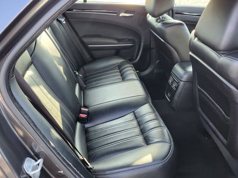 Used 2023 Chrysler 300 S image 19