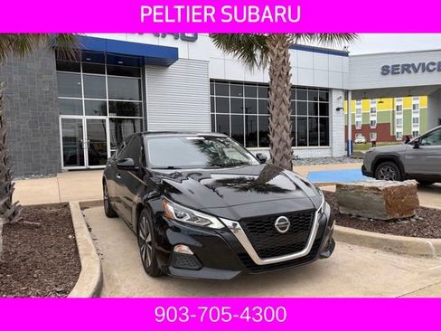 Used 2022 Nissan Altima 2.5 SV image 1