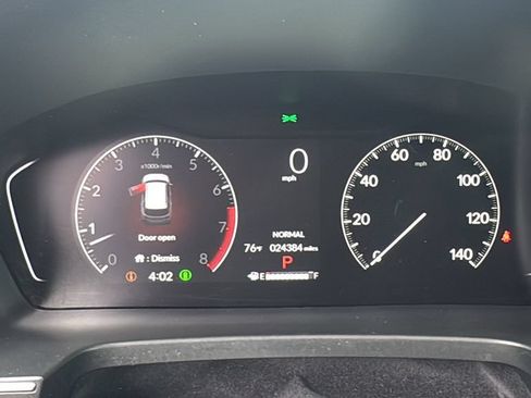Used 2025 Honda Pilot EX-L image 17