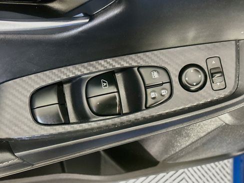 Used 2024 Nissan Sentra SV FWD image 15