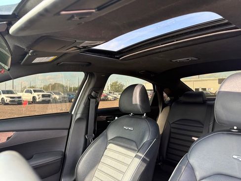 Used 2024 Kia Forte GT-Line w/ GT-Line Premium Package image 16